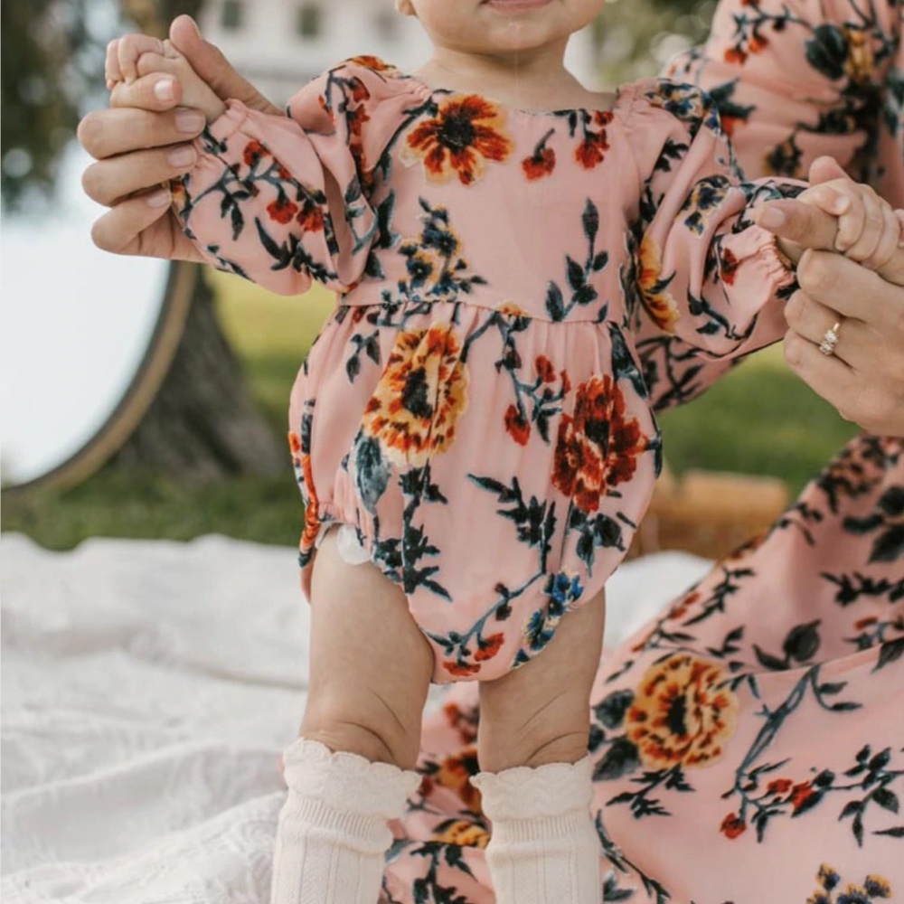 6-9 MO Sweetheart Romper